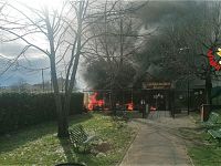 Immagini dell'incendio dell'ufficio stampa dei vigili del fuoco 1