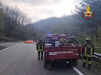 I vigili del fuoco sul luogo dell'incendio