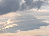 L'altocumulo lenticolare visto da Firenze (Foto: Consorzio Lamma)