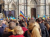 In piazza Santa Croce durante l'intervento di Zelensky 