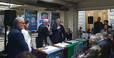 Tajani assegna un cartellino rosso al governo