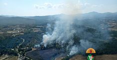 Incendio di bosco vicino all'Abbazia di San Galgano