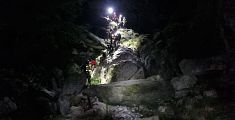 Dispersi nella notte, ricerche per 9 escursionisti