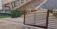 Scritte e simboli nazisti sui muri del liceo
