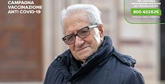 Don Franco testimonial dei vaccini Covid a 95 anni