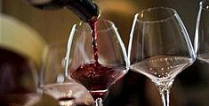 Il vino toscano vola ma mancano i professionisti