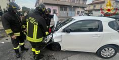 Fuga di gas in strada dopo l'incidente