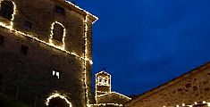 Le mille luci di Montegemoli attirano i turisti