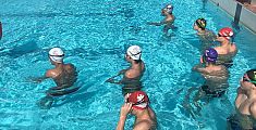Nuoto in acque libere, allenamento collegiale a Piombino