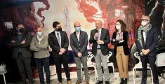 Peccioli chiude la Biennale con Lella Costa ed i sindaci della Valdera