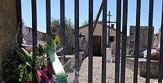 Niente messe e controlli anti Covid nei cimiteri