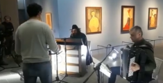 Capossela omaggia Modigliani - VIDEO