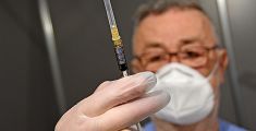 Scatta l'obbligo di vaccinazione per gli over50 nei luoghi di lavoro
