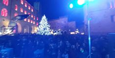 Piazza piena, Volterra ha festeggiato il Capodanno