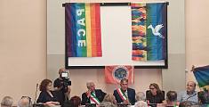 Tra bandiere e speranza, una giornata per la pace