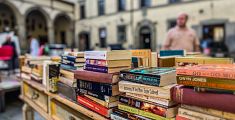 Torna la raccolta di libri nelle piazze del sapere