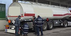 Carburanti fuori norma, 18.500 litri di gasolio sequestrati