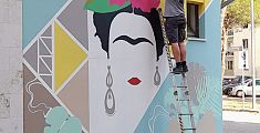 Un murale per Frida Kahlo in viale Italia