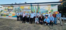 Un murales che racconta la comunità, tra arte e tradizioni
