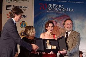 Stefania Auci vince il premio Bancarella