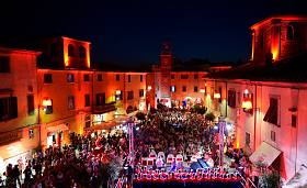 Artinsolite porta la musica classica in piazza