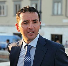 Trasporto scolastico, Rollo all’attacco