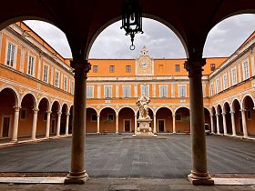 Al via il “Libro sospeso” e il “Giocattolo sospeso