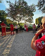Installato il defibrillatore donato dagli sposi