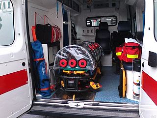 Una ambulanza dotata di biocontenimento