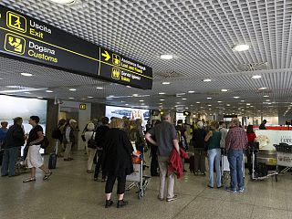 passeggeri in aeroporto