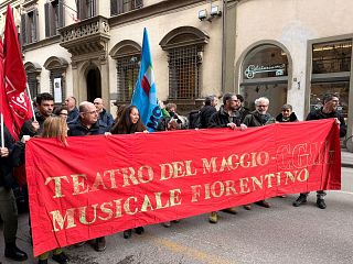 Il presidio dei lavoratori del Maggio Musicale Fiorentino
