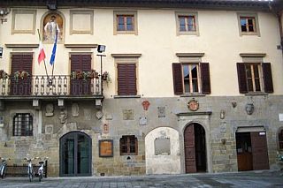 La facciata del municipio di Castelfranco