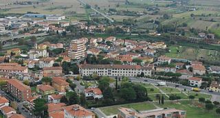 Una vista aerea di Fornacette (foto di Piero Frassi)