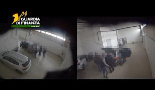 Una delle fasi dell'operazione
