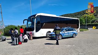 polizia stradale e bus