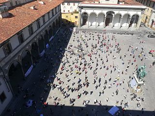 In foto piazza Santissima Annunziata