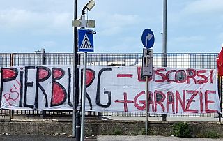 striscione rsu pierburg