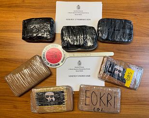 La droga scoperta e sequestrata