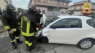 I vigili del fuoco sul luogo dell'incidente