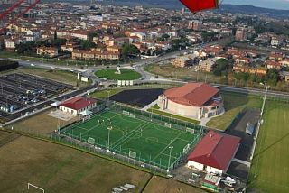 Foto aerea del complesso tratta dal profilo facebook del Gruppo sportivo Bellaria Cappuccini