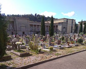 Il cimitero di Montevarchi