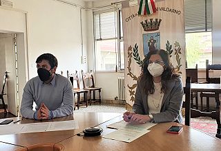 Il sindaco Valentina Vadi e l'assessore Francesco Pellegrini