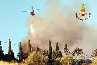 elicottero antincendio