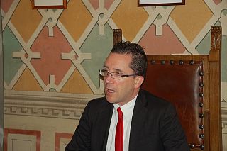 Il sindaco Marco Buselli si è rivolto al difensore civico regionale Sandro Vannini