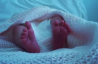 piedini di neonato