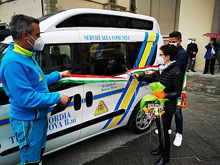 L'inaugurazione dell'ambulanza in memoria di Marco Matteini