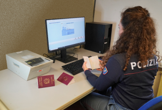 polizia ufficio passaporti