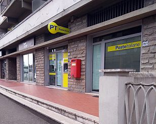 L'ufficio postale di viale Diaz a Montevarchi