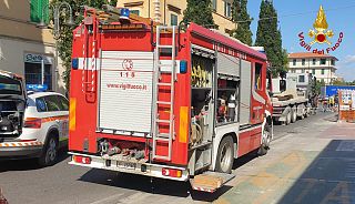 Un'autobotte dei pompieri - foto di repertorio