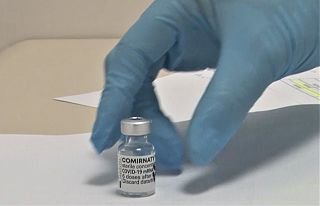 Una dose di vaccino anti-Covid - foto di repertorio